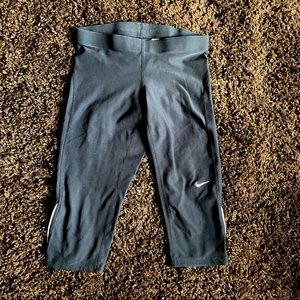 Nike Dri-Fit Running Capris in size small black